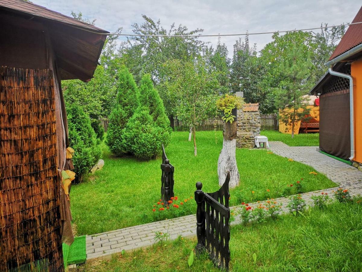 Eden Garden Sovata Villa Buitenkant foto